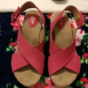 Clarks Artisan wedge sandales